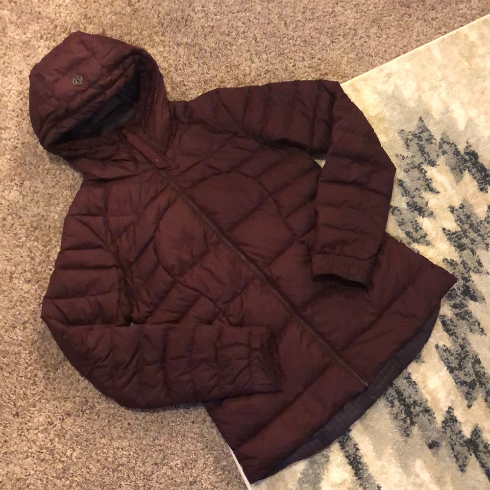 Lululemon puffer coat